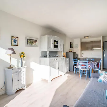 La Fregate-11 By Interhome *