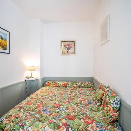 La Fregate-11 By Interhome